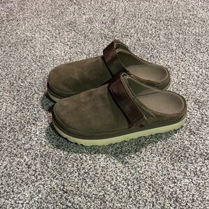 Women's ugg golden star clog